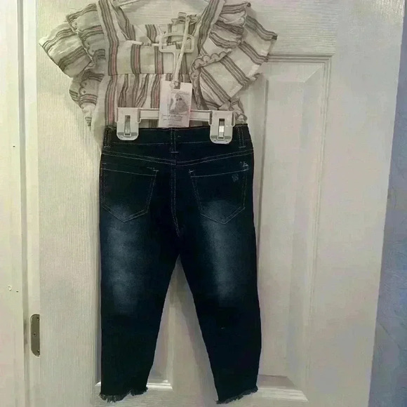 NWT - Jessica Simpson 2pc Ruffle Top Denim Pant Set - 2T - Picture 4 of 4